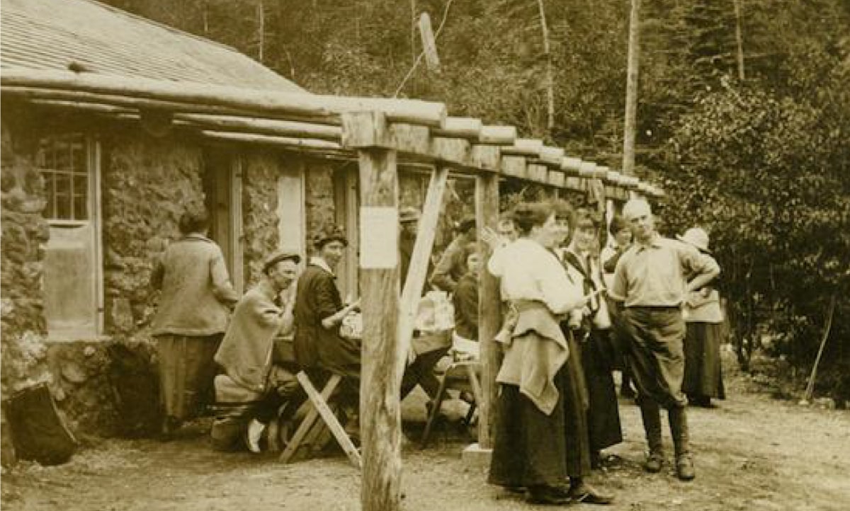 Carter Notch hut
