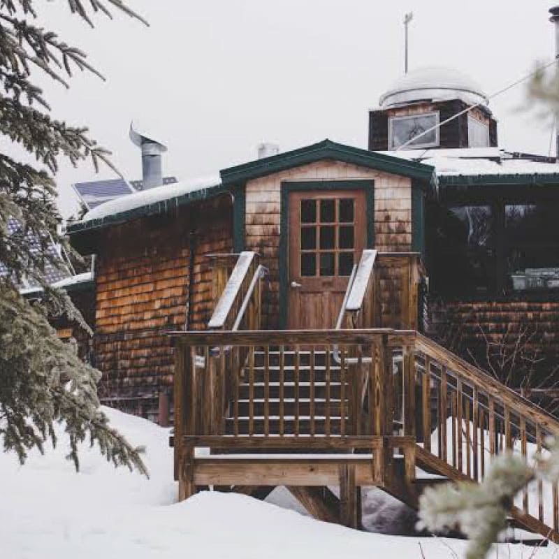 Lonesome Lake hut
