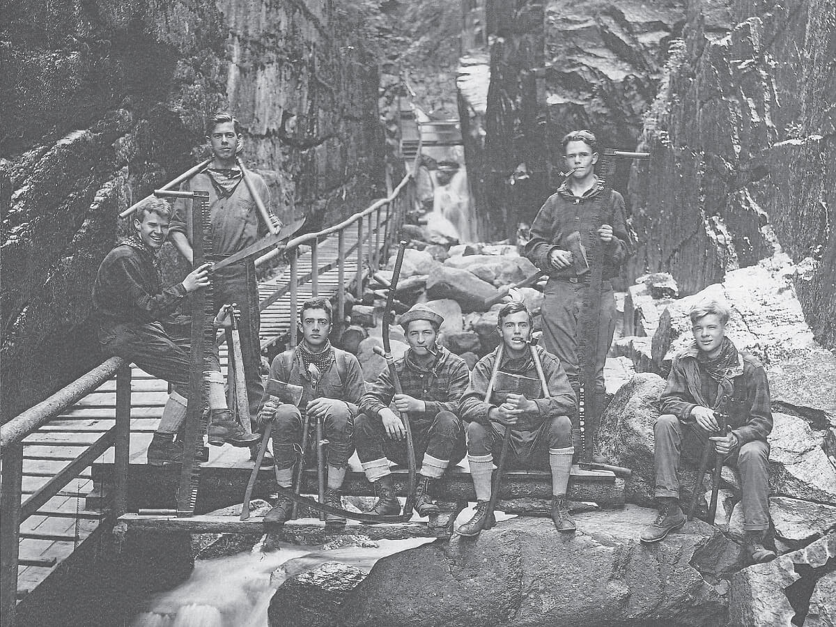 Trail crew at the Flume Gorge in 1924