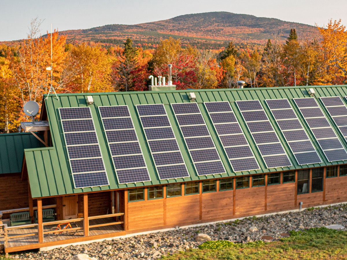 Solar panels on the rooftop of Medawisla Lodge