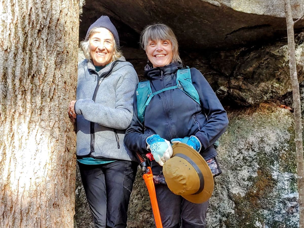 Two hikers at Noble View
